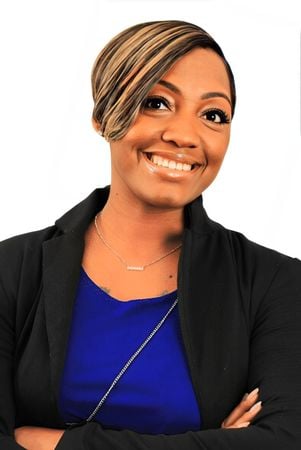 Veronica Davis