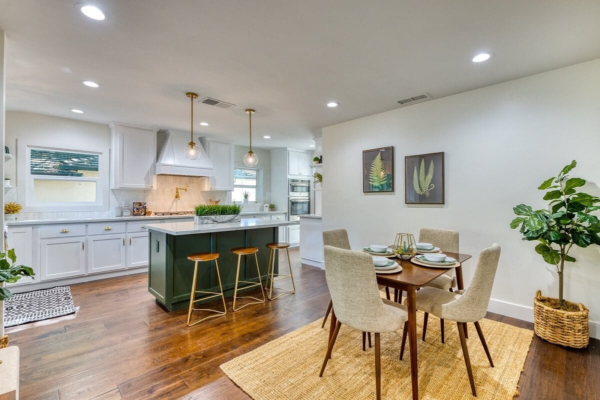 1312 Robertson Way 13