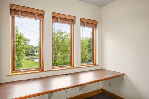 60-web-or-mls-9601-irishmans-run-ln