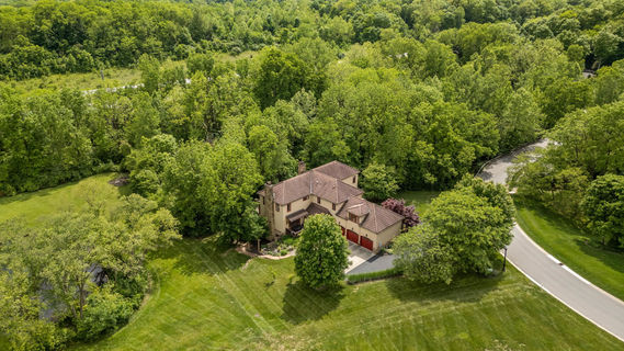 8-web-or-mls-9601-irishmans-run-ln