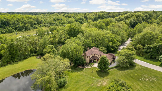 9-web-or-mls-9601-irishmans-run-ln