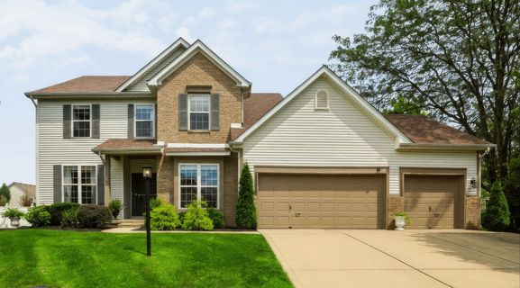 Exterior of home for sale in crystal pointe, Indianapolis, IN