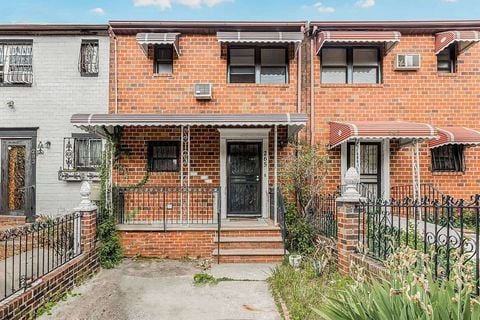 265 Berriman Street (1)