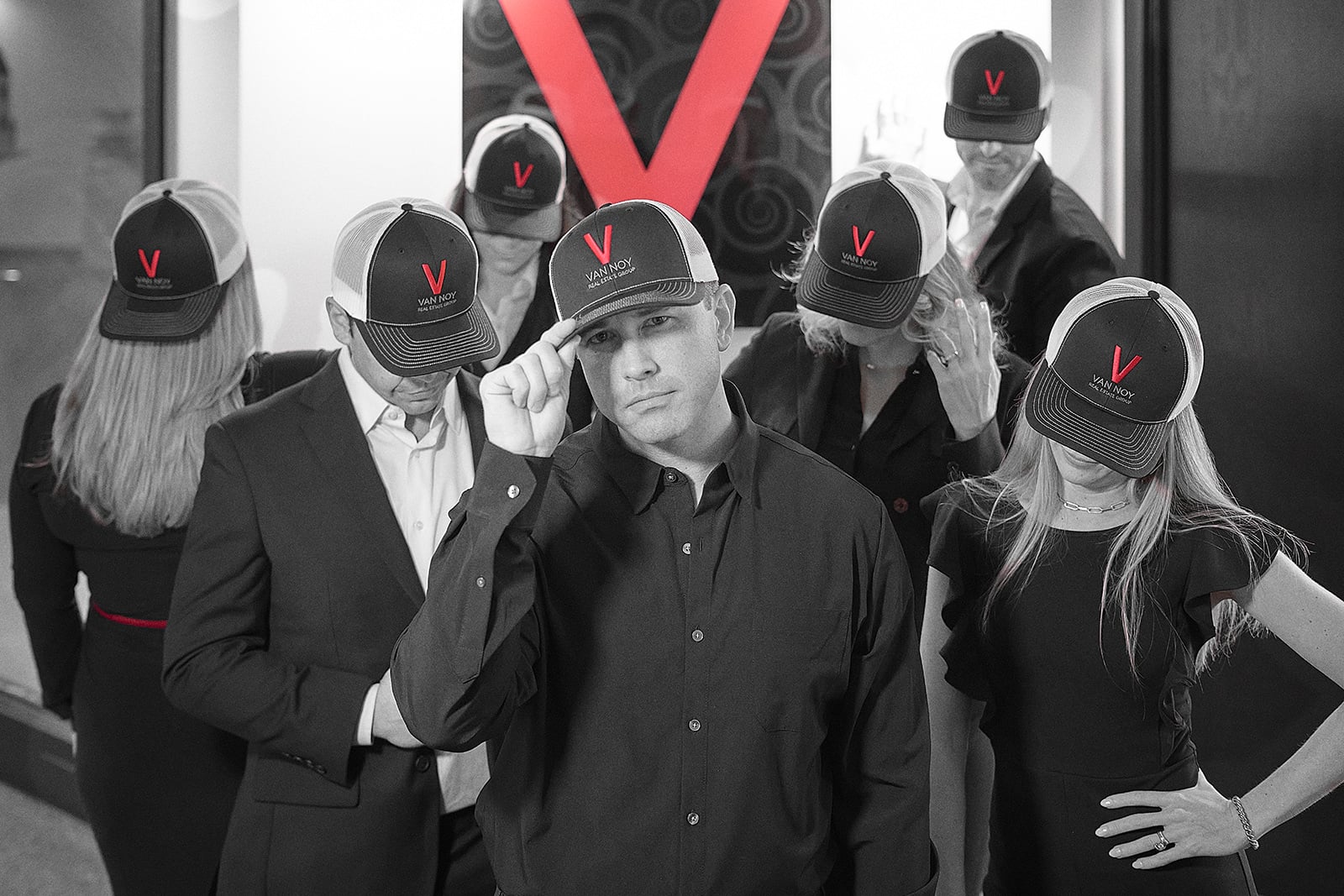 Van_Noy-SEVEN_IMAGES_KC-06-Team Photo