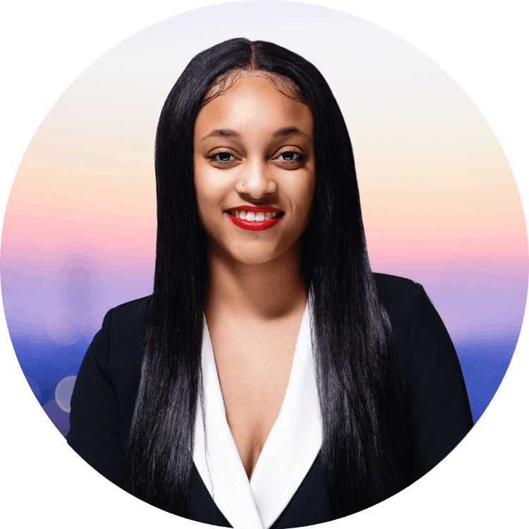 Alleah Coates - Email Signature Headshot