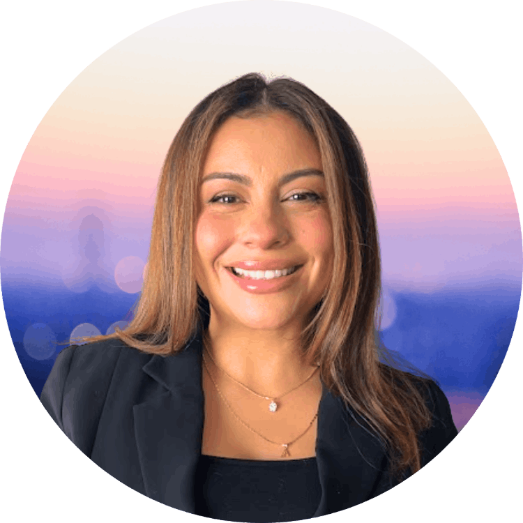 Angelica Medina - Email Signature Headshot
