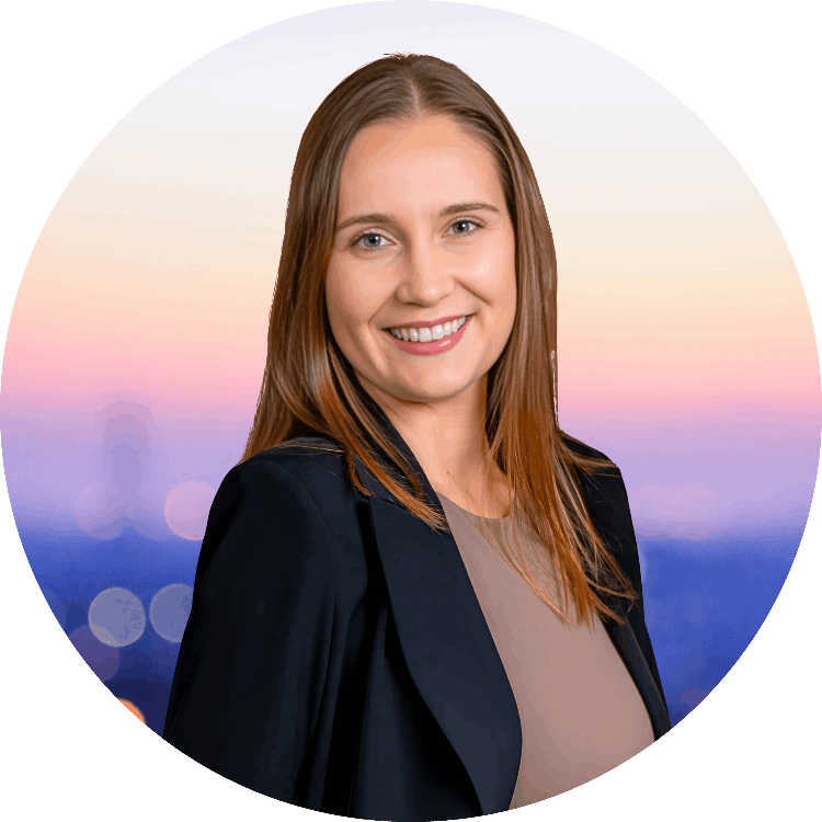 Ashley Krushinski - Email Signature Headshot