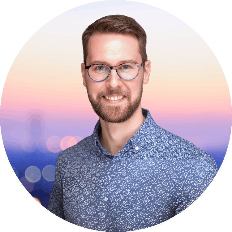 Benedikt Parstorfer - Email Signature Headshot