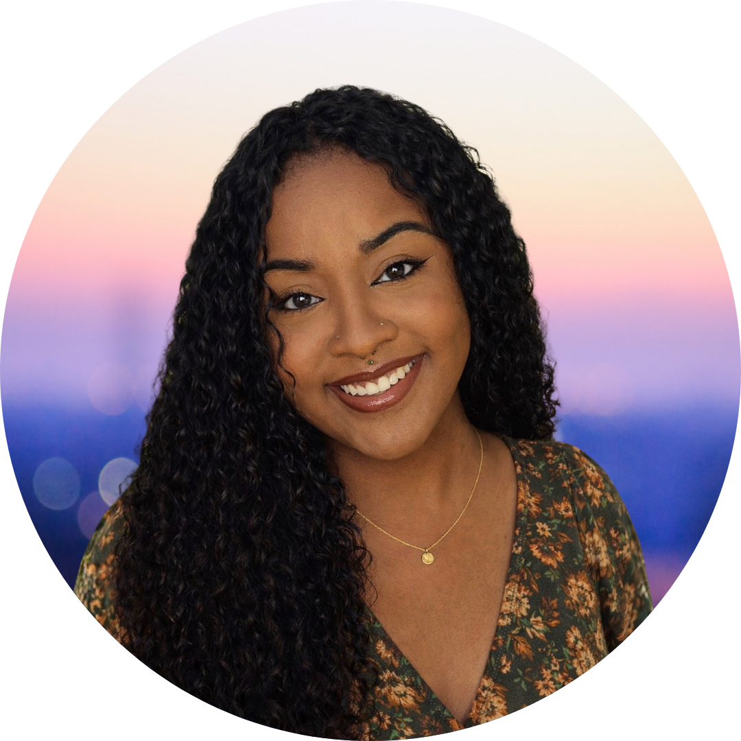 Mercedes Gammage - Email Signature Headshot