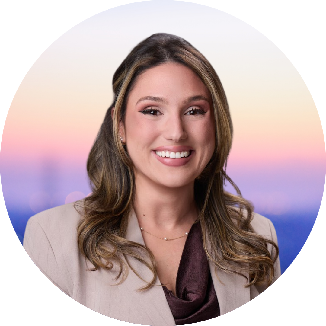 Julie Petulla - Email Signature Headshot