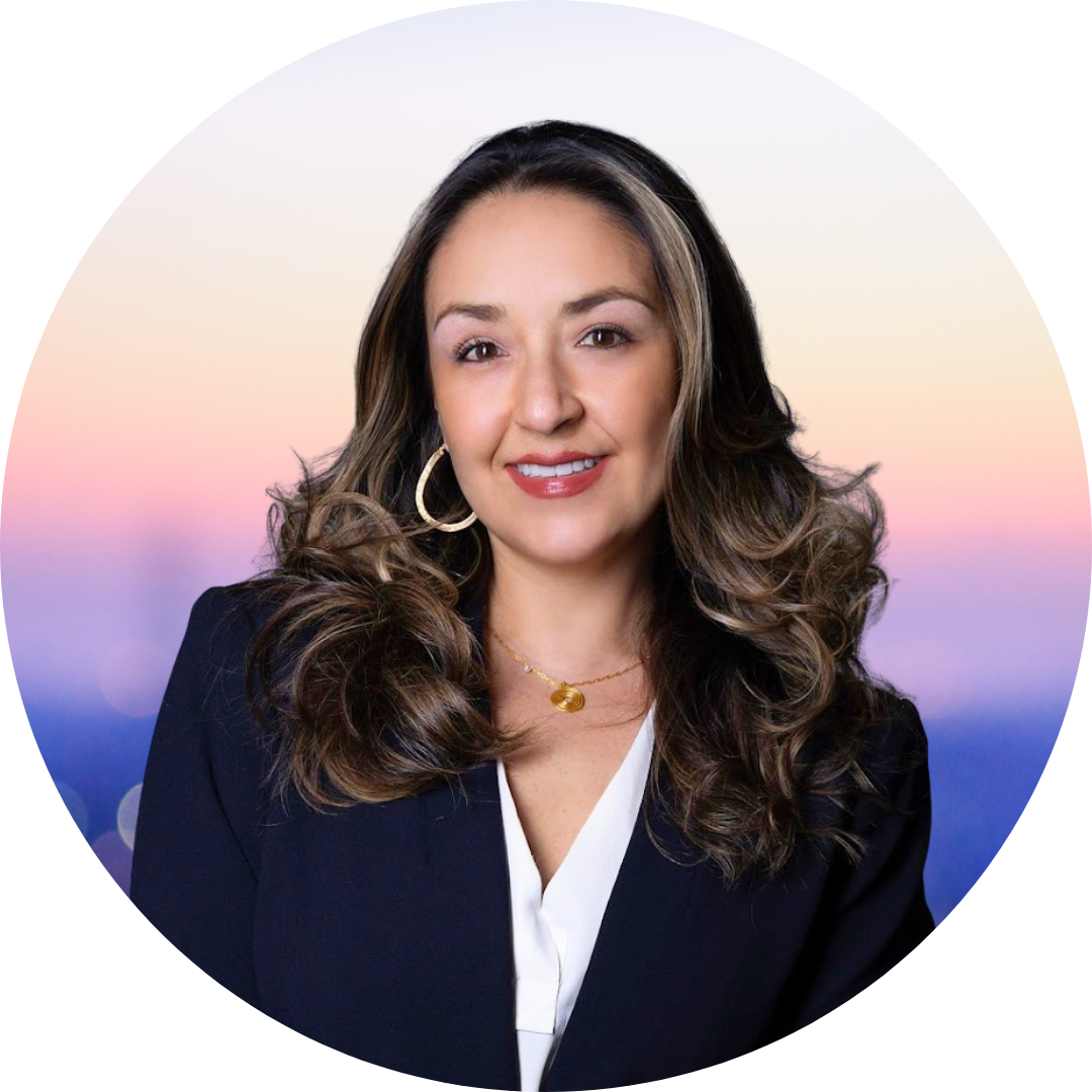 Karla Artigas - Email Signature Headshot