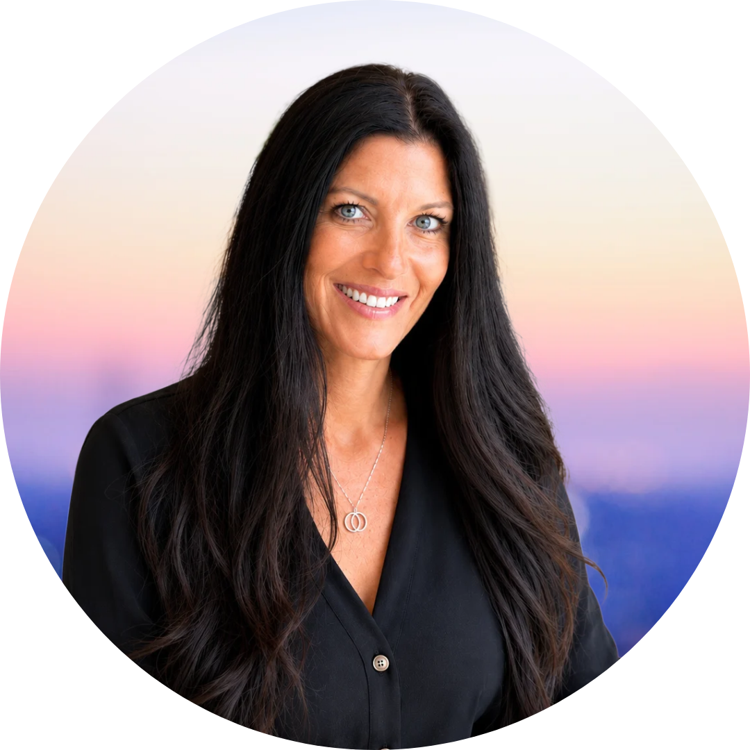 Roxanne Baliman - Email Signature Headshot