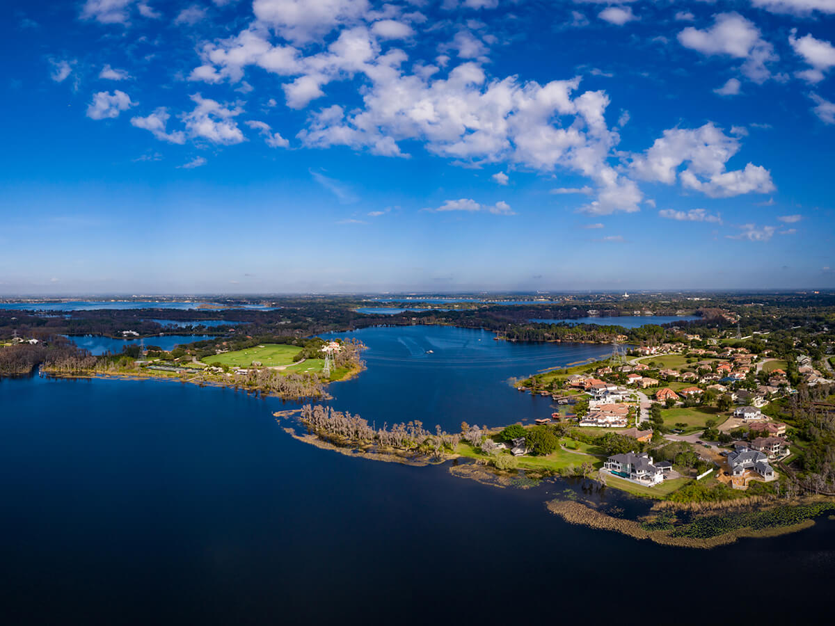 Aerial-view-of-Windermere-Lakes-in-florida