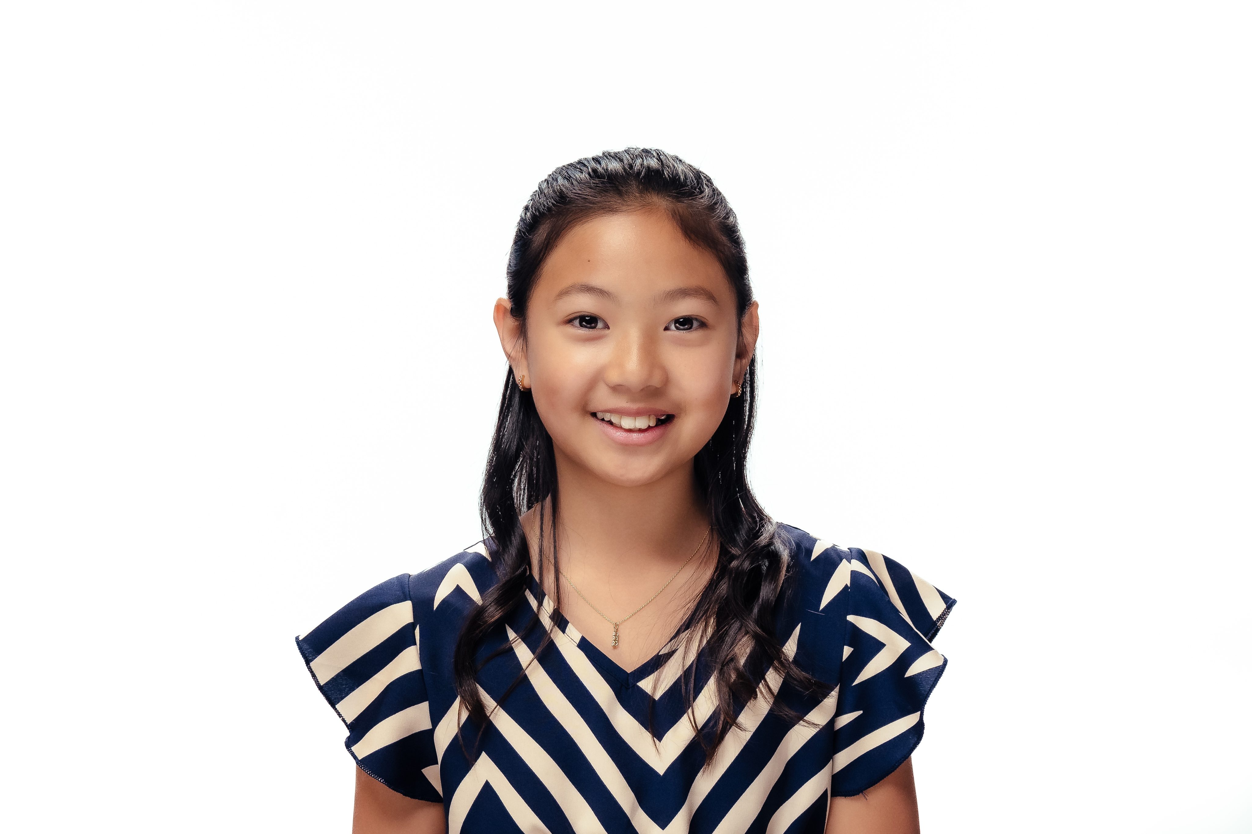 Maiya - 2025 - Small