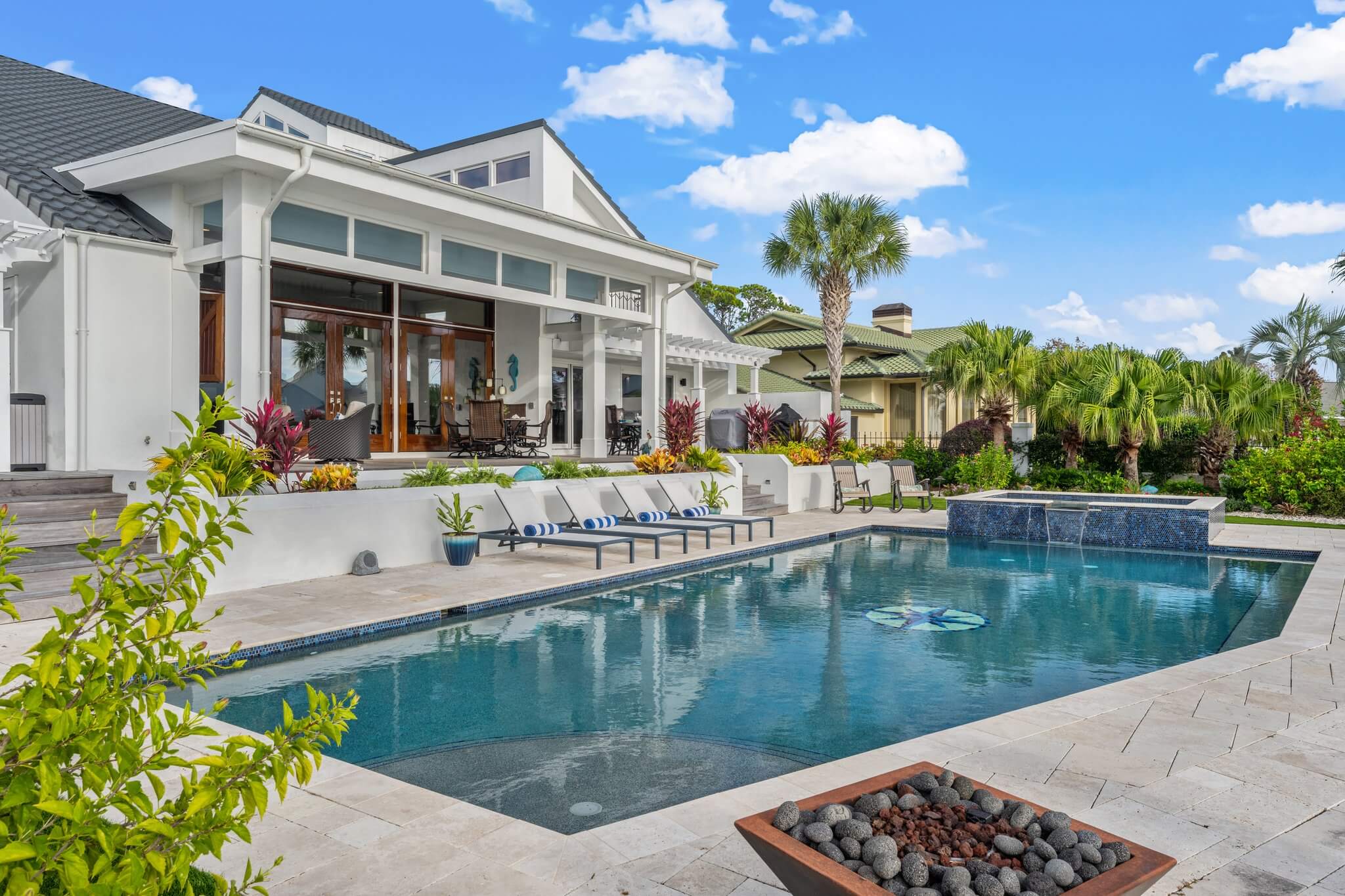 58-web-or-mls-4600 Bay Point Rd106