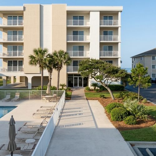 Comparing Real Estate in Panama City Beach, FL vs Orlando for 2026 Buyers