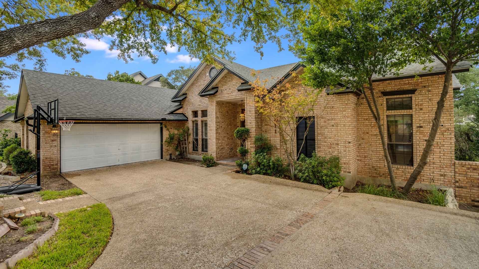 JR Steele - Relocation Img