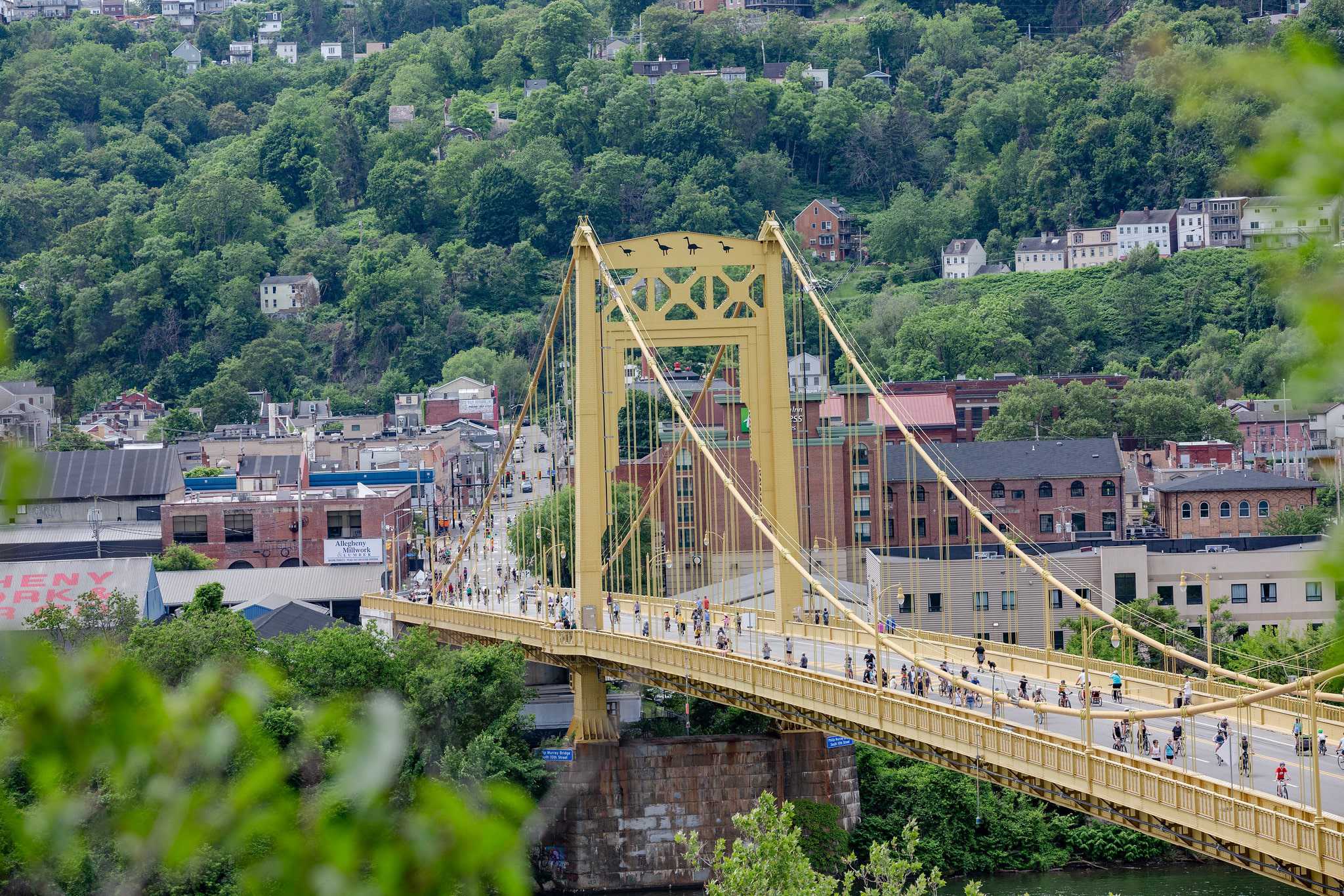 Pittsburgh's South Tenth Street Bridge and the Golden Gate Bridge