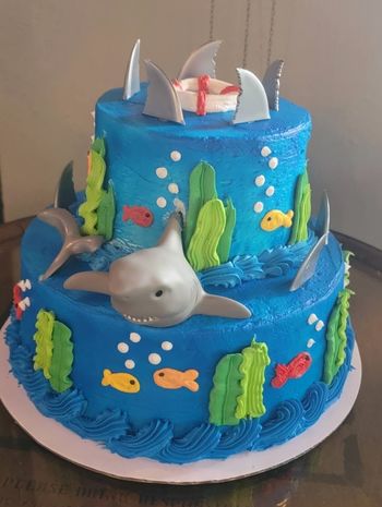shark cake