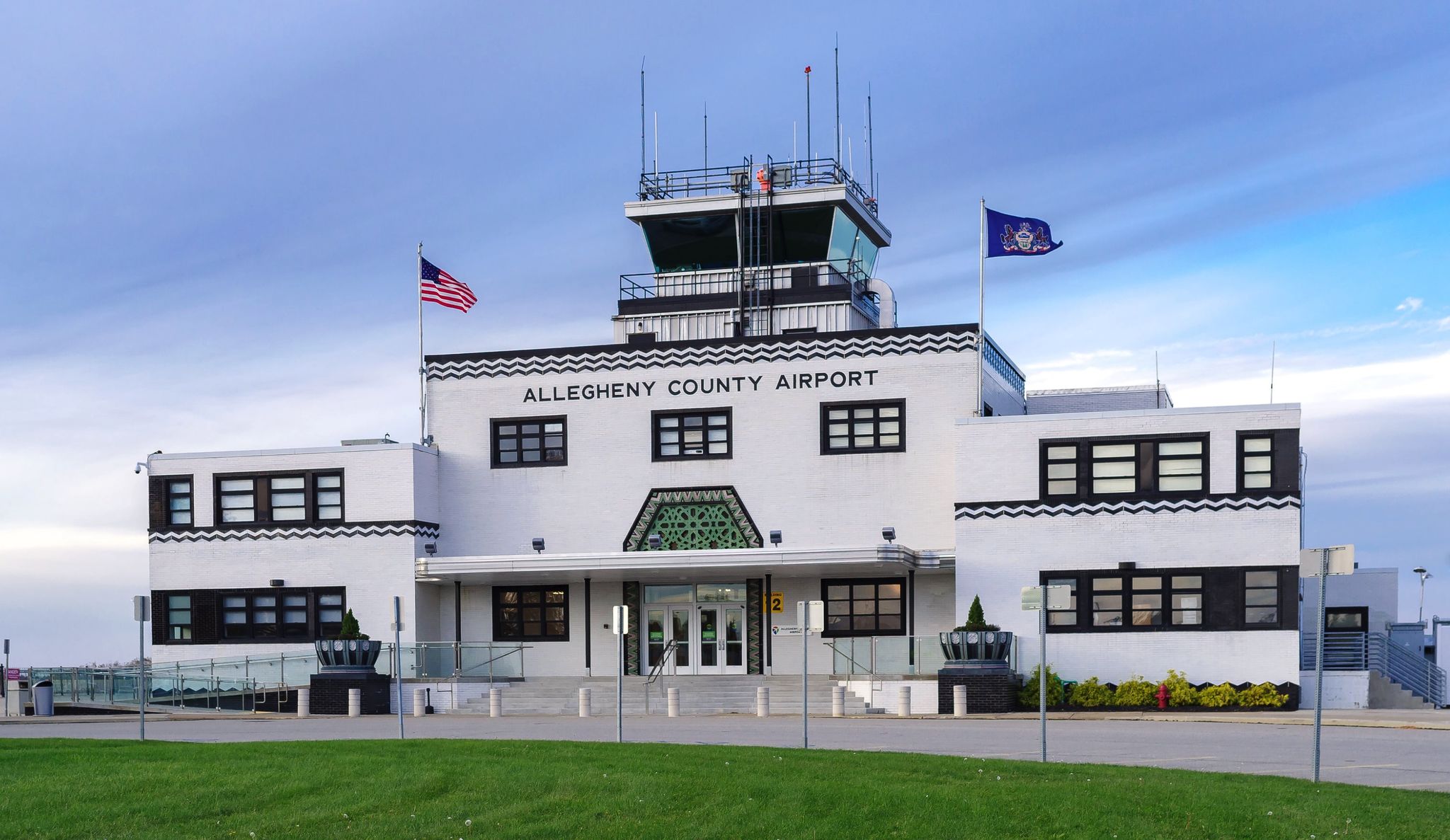 <span class="pre-headline">03</span>Pittsburgh's first big airport is here.