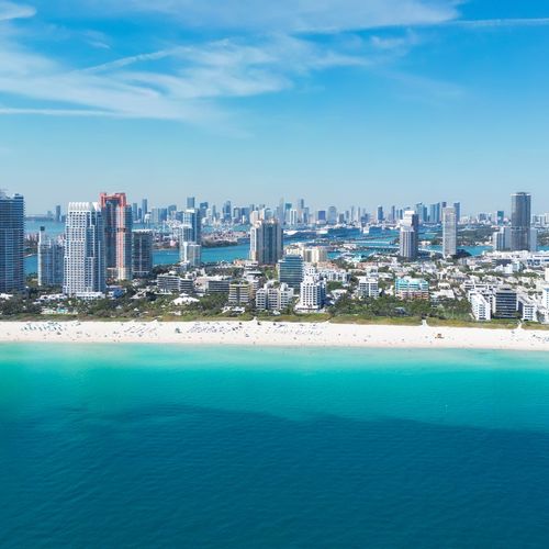 Best Miami Neighborhoods for Young Professionals: Brickell vs Edgewater vs Midtown