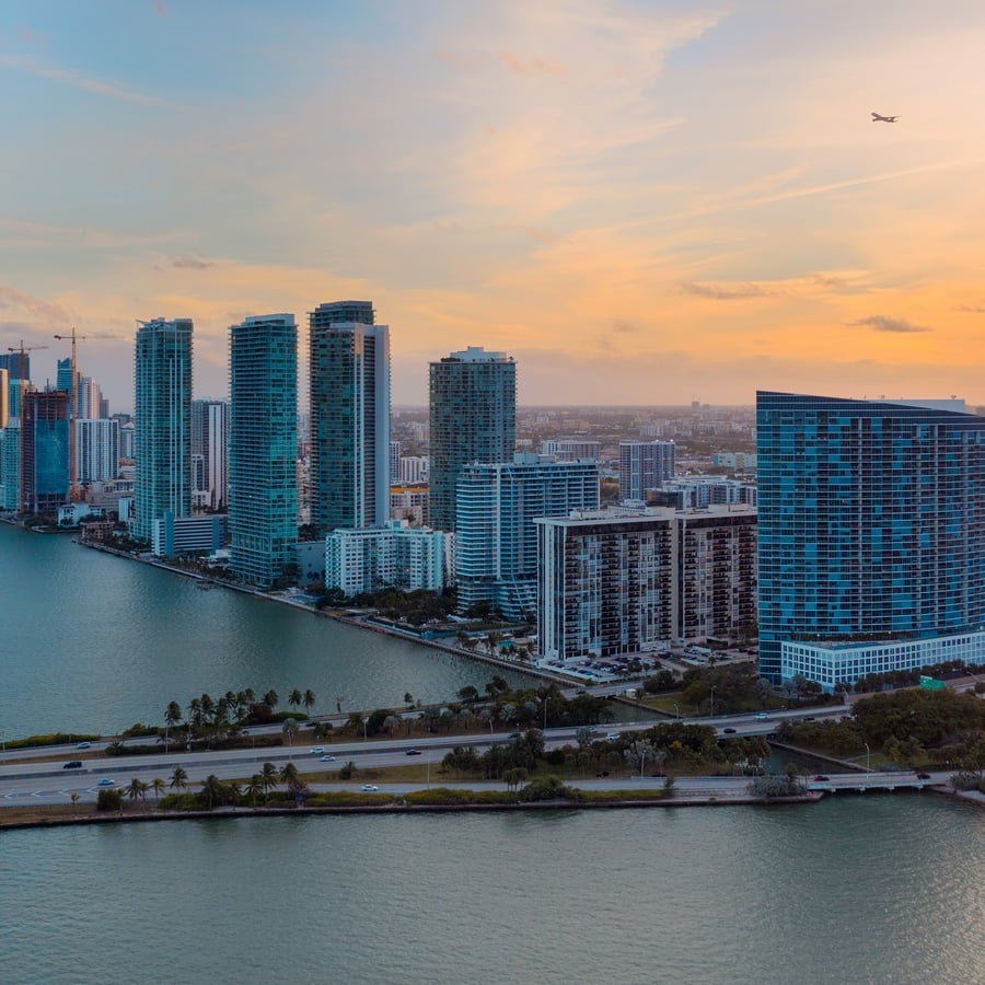Sunset,Over,Edgewater,Miami,In,Florida