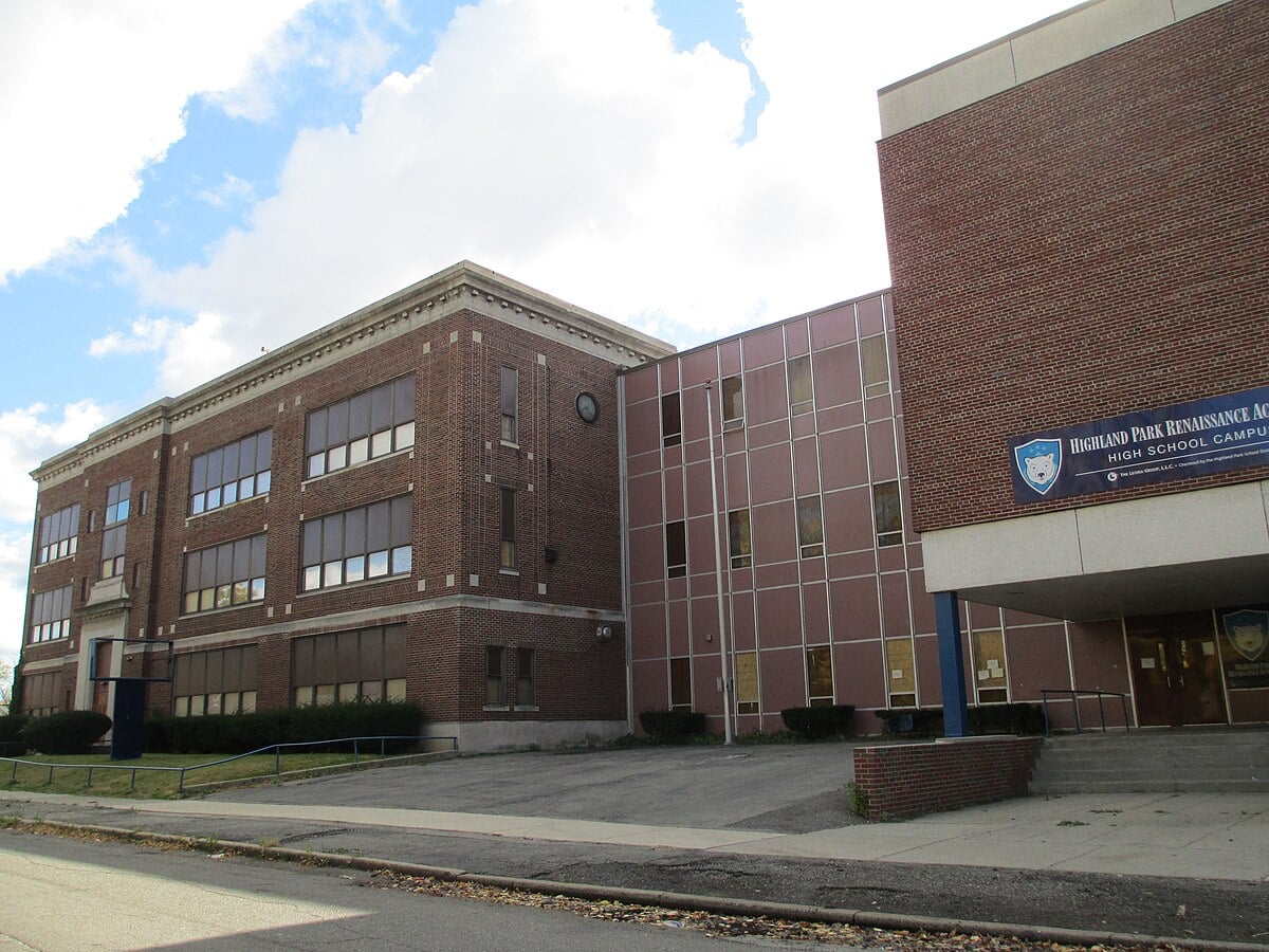 Highland_Park_Schools_headquarters_original_building_1