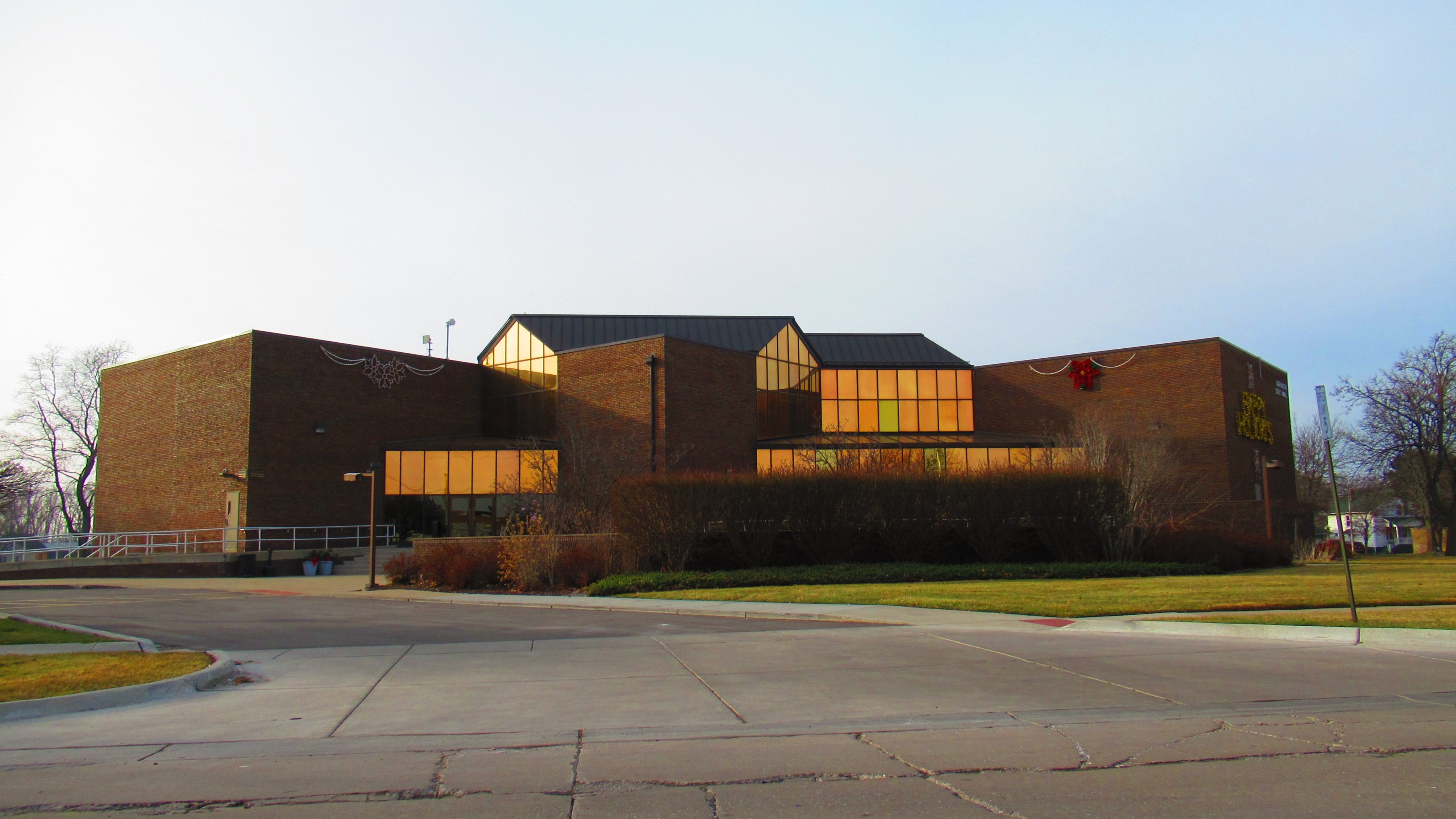 Trenton_City_Hall,_MI