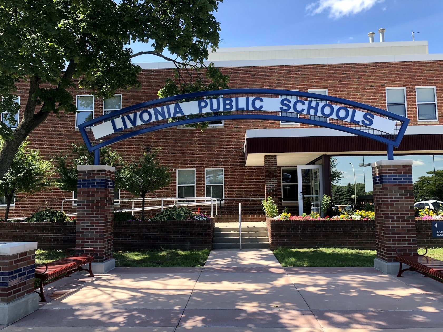 livoniapublicschools_cover