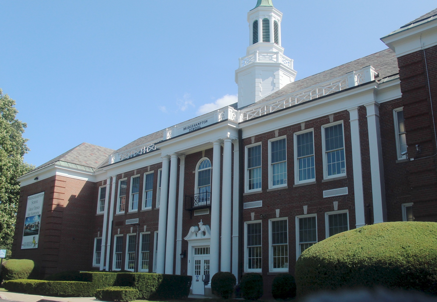 Bridgehampton Township, Michigan school