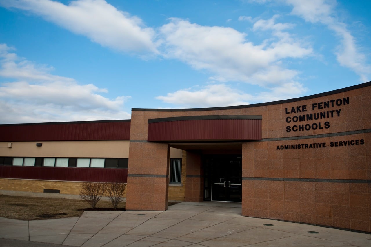 Fenton Township, Michigan school