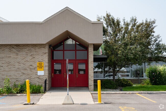 Lapeer Township, Michigan school (1)