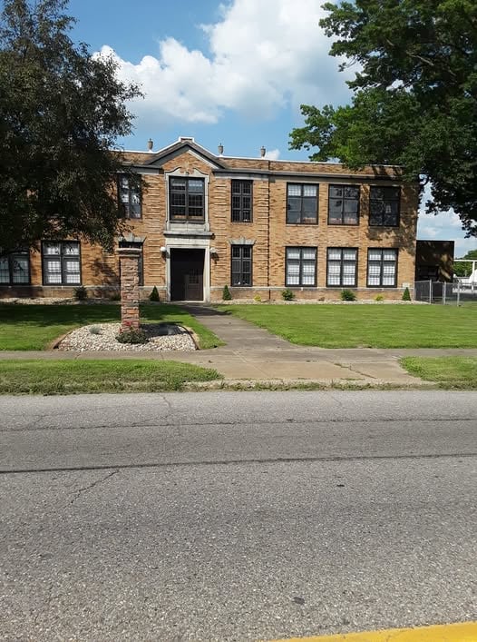 Moffatt Township, Michigan school