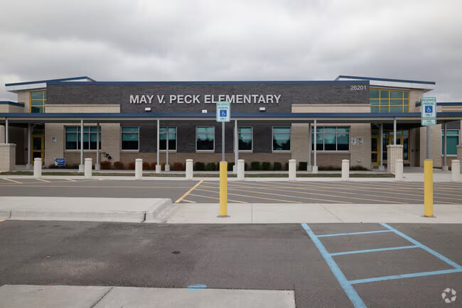 Peck, Michigan school (1)