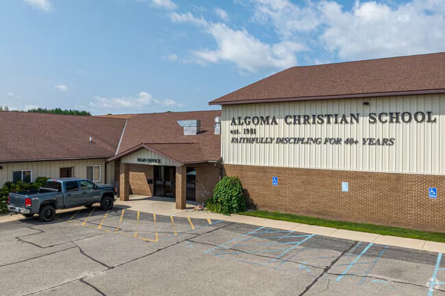 Algoma Township, Michigan school