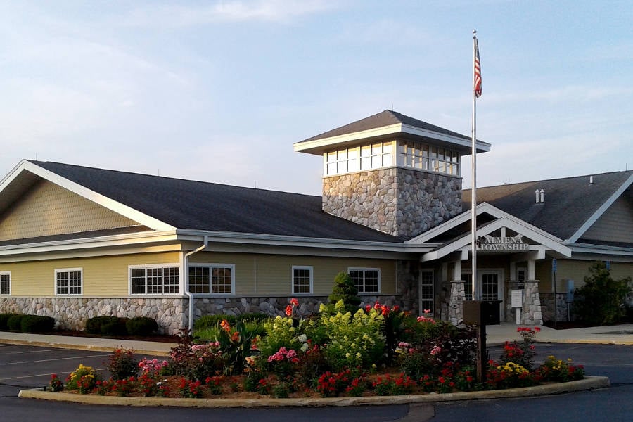 Almena Township, Michigan school