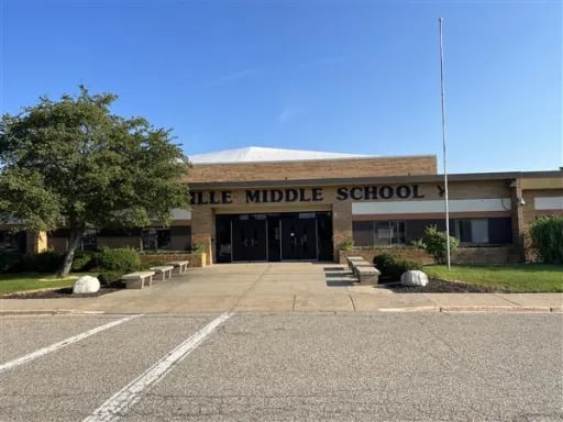 Fennville, Michigan school