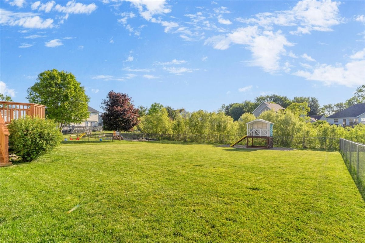 422 coventry lane mason, michigan