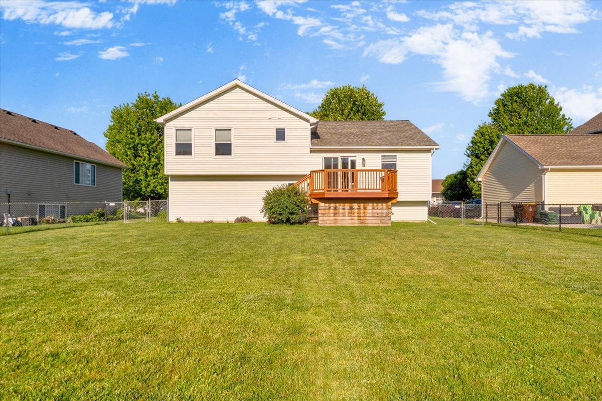 422 coventry lane mason, michigan