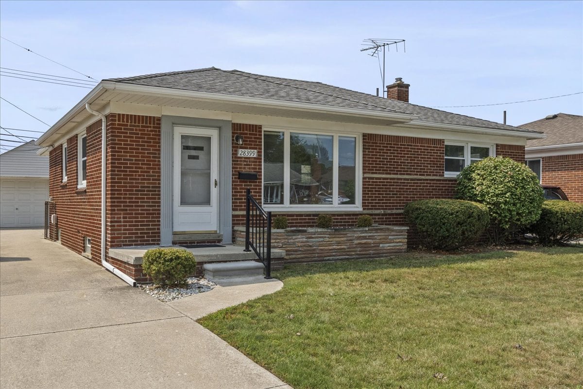 03-28399 Palmer St-3