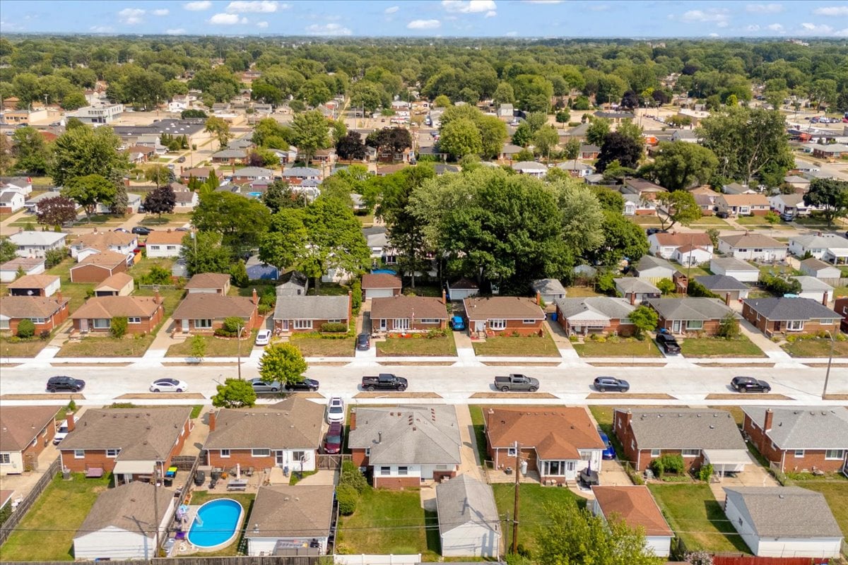 35-28399 Palmer St-35