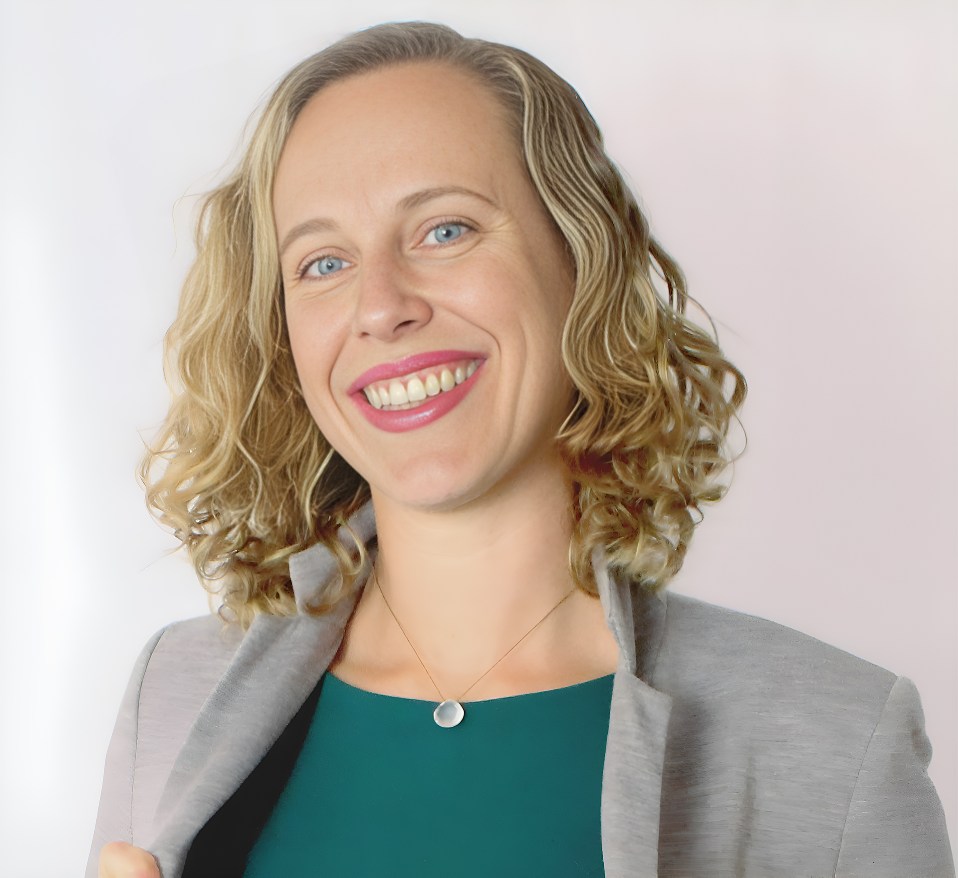 Michelle-Bettencourt-Headshot