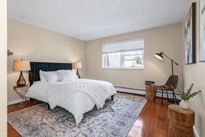 14-primary-bedroom-main-view