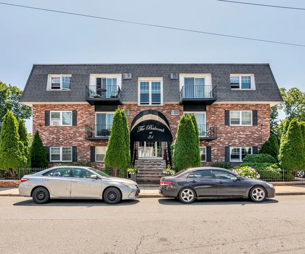 31-symonds-st-unit-18-exterior-web