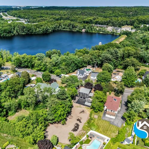 Should I Sell My North Shore Home Now or Wait Until 2027? A 2026 Market Timing Guide