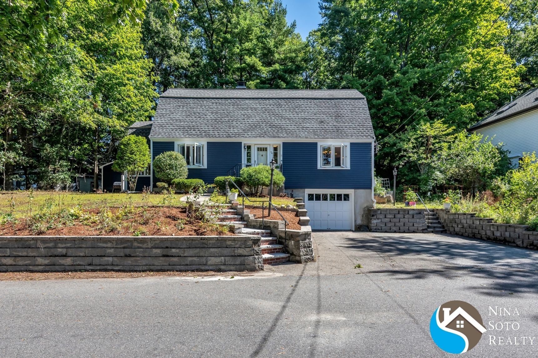74 Fletcher Rd Front