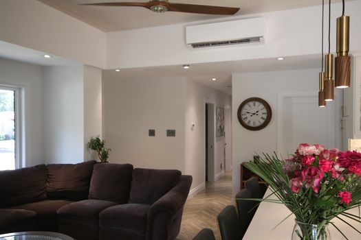 Redford Casa Photo 007