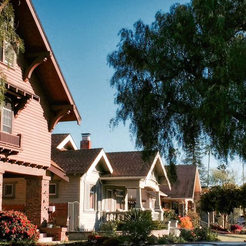 Selling a Home in La Jolla, CA: What Sellers Need to Know About San Diego's Most Competitive Market