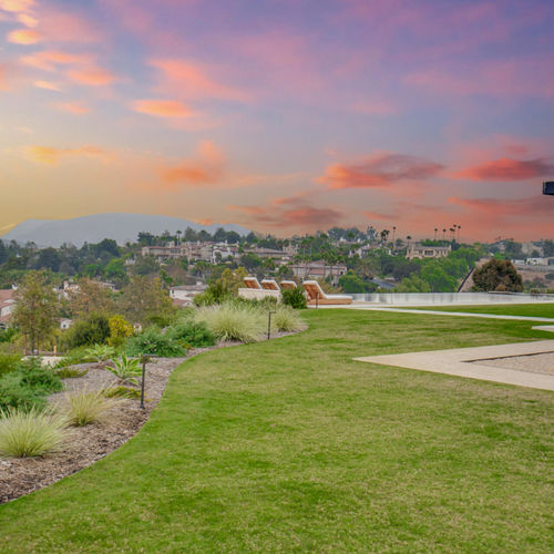 Top Real Estate Teams at eXp Realty Nationally (2026 RealTrends Rankings)