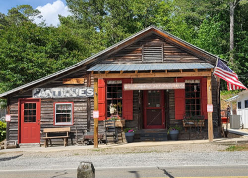 moose-and-annie-mercantile-antiques